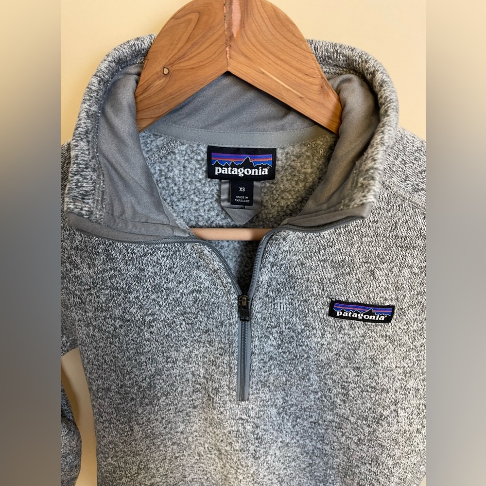 Womens XS Patagonia 1/4 zip sweater